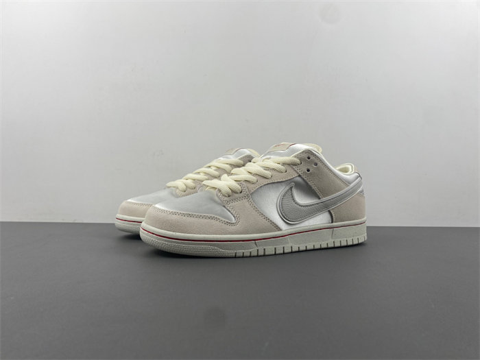 Nike SB Dunk Low Premium “Valentine’s Day FZ5654-100