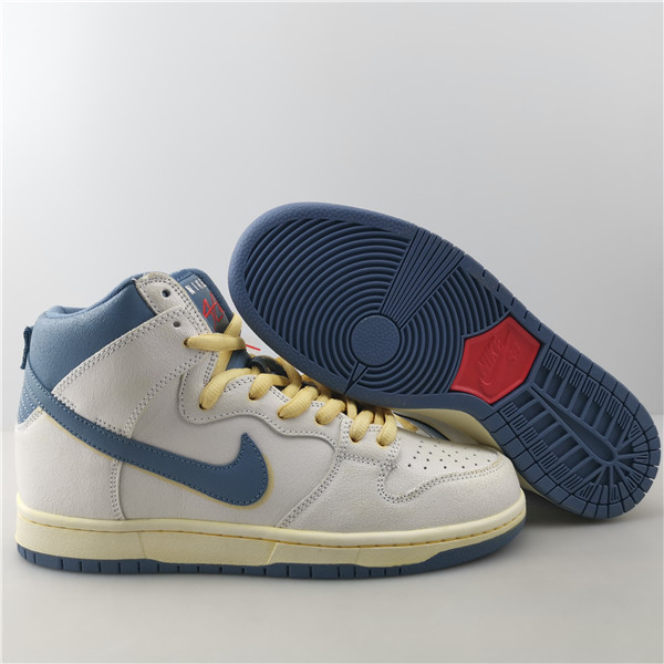 ATLAS X SB DUNK LOW