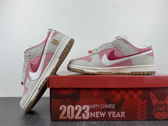 Nike Dunk Low SE DO9457-100
