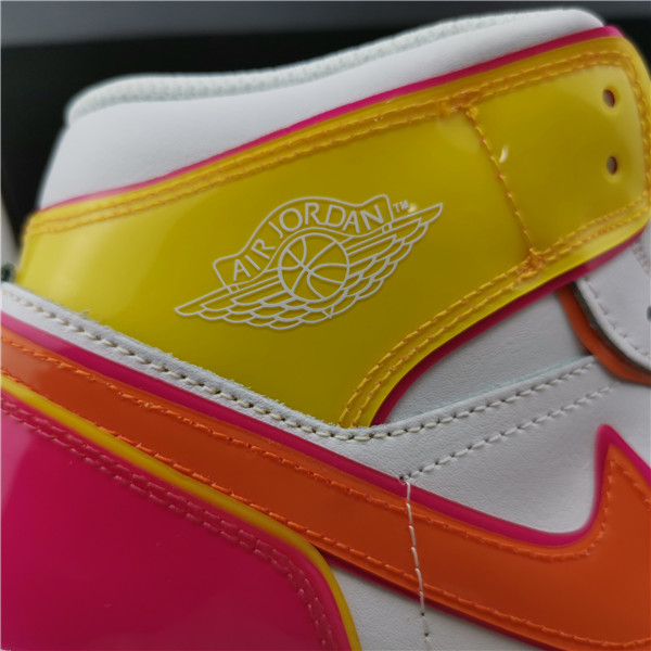 Air Jordan 1 Mid SE GS
