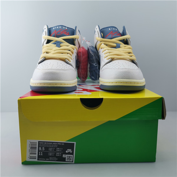 ATLAS X SB DUNK LOW