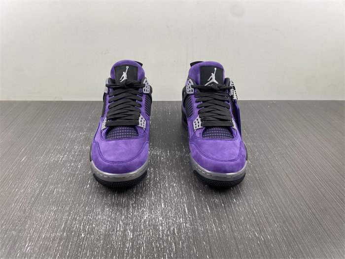 Air Jordan 4 Retro
