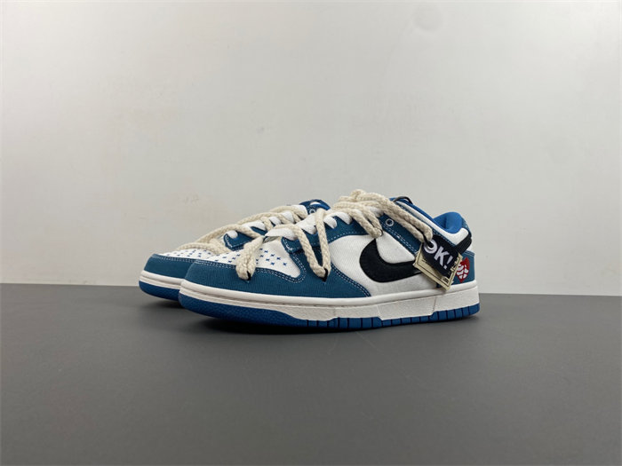 Nike Dunk Low DV0834-101..