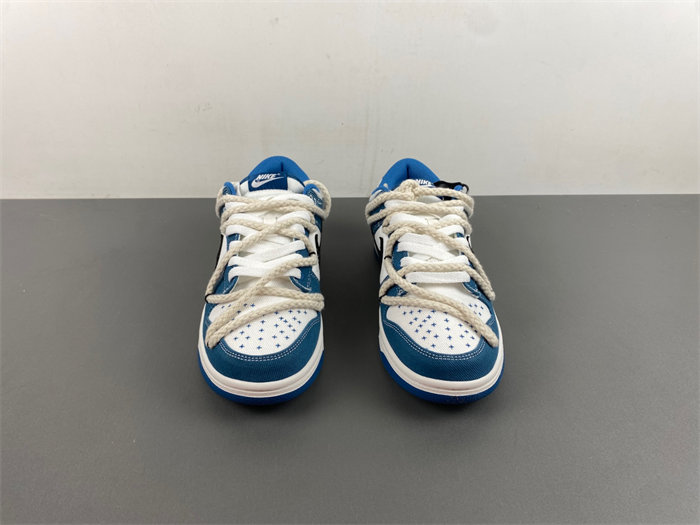Nike Dunk Low DV0834-101..