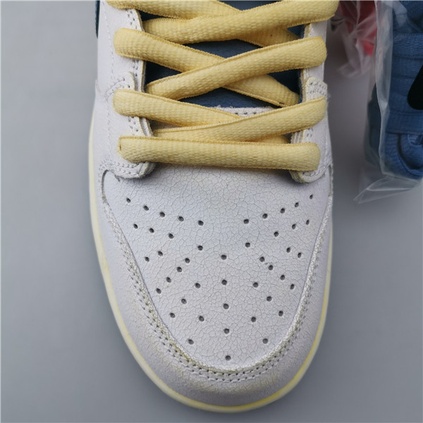 ATLAS X SB DUNK LOW
