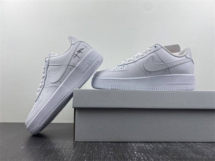 Nike Air Force 1 Low