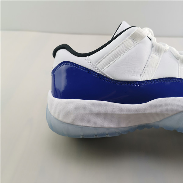 Air Jordan 11 Low WMNS AH7860-100