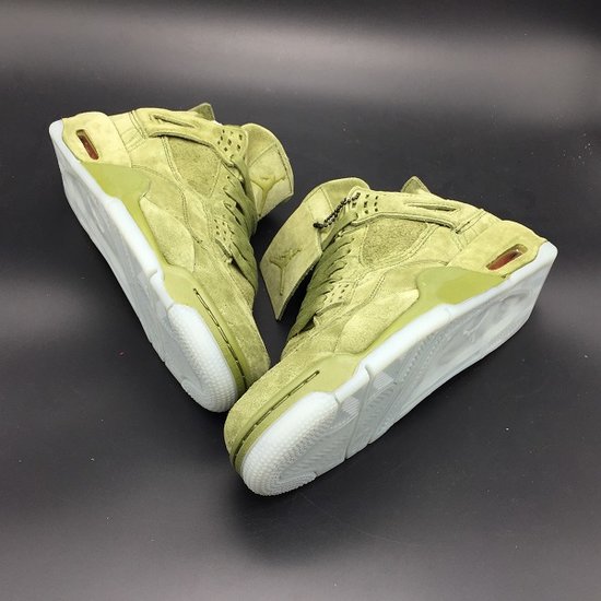 Air Jordan 4 KAWS