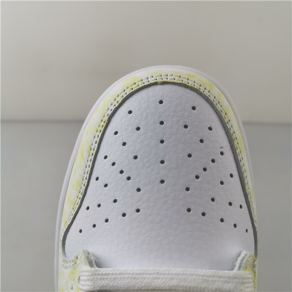 Nike Dunk Low Yellow Strike (W) DM9467-700