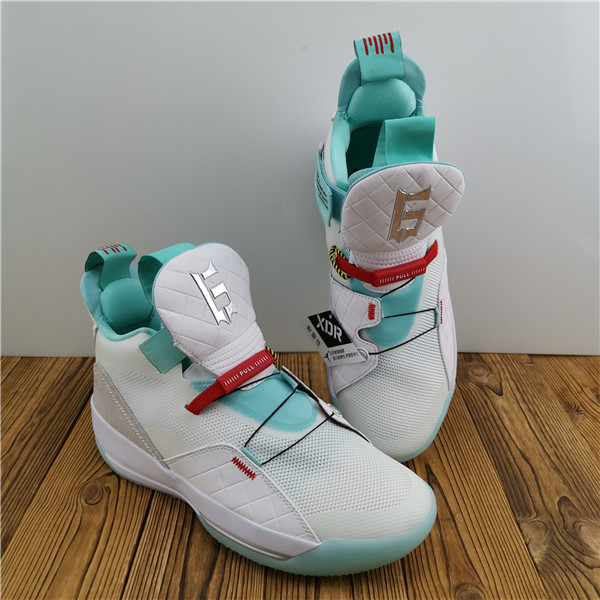 AIR JORDAN 33