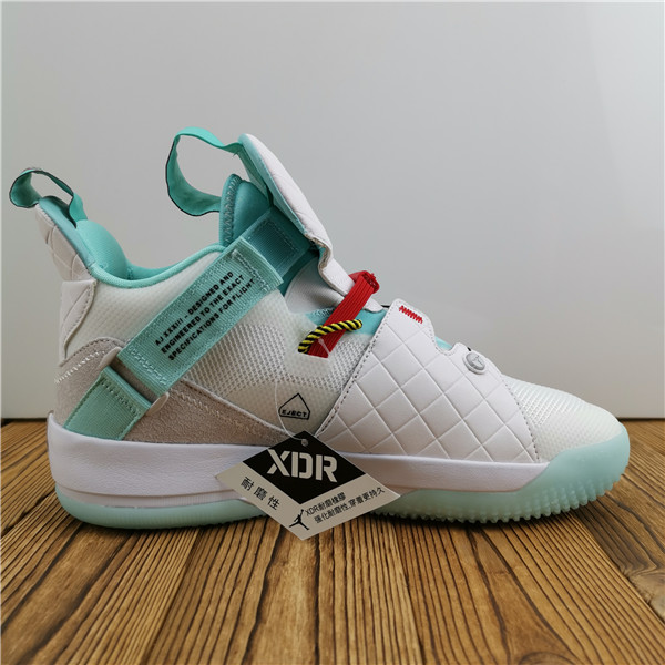 AIR JORDAN 33