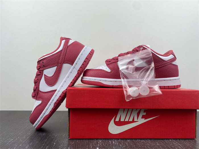 NIKE DUNK LOW SP ORANGE PEARL DC9564-111