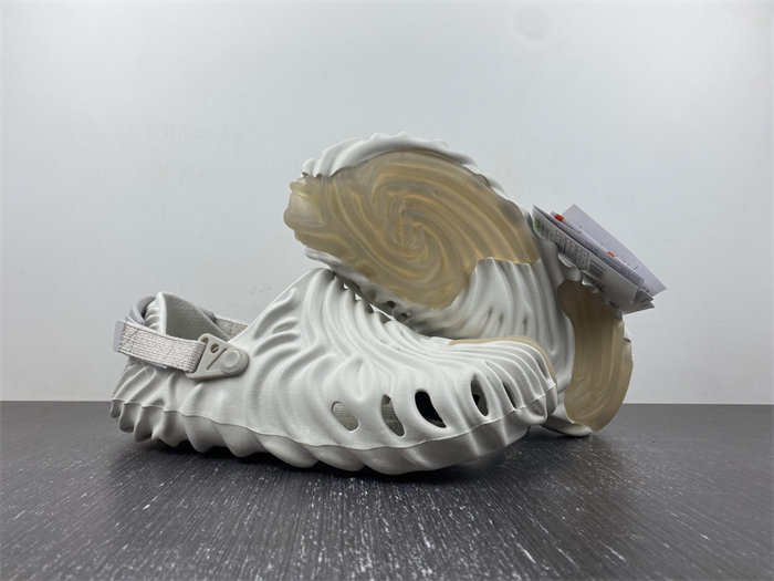 Cr*0*s pollex clog by salehe bembury 207393-100