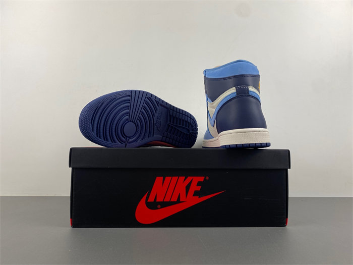 Air Jordan 1 High OG“First in Flight” FD2596-400