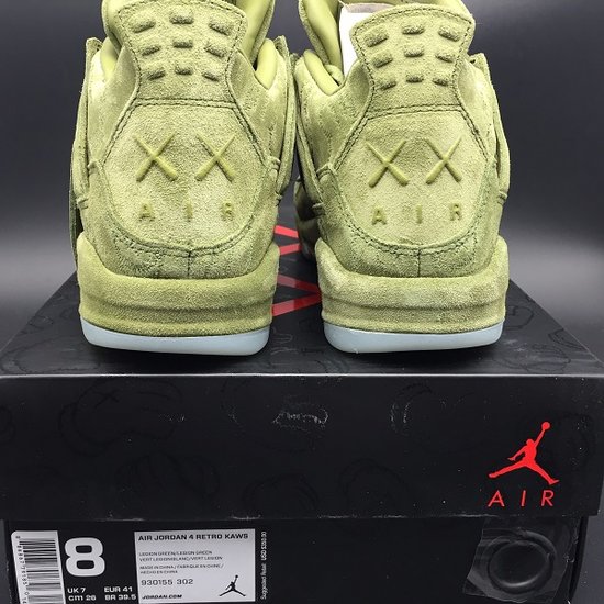 Air Jordan 4 KAWS