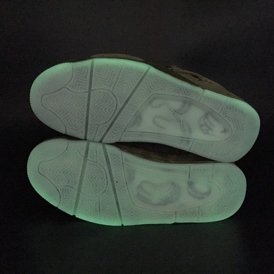 Air Jordan 4 KAWS