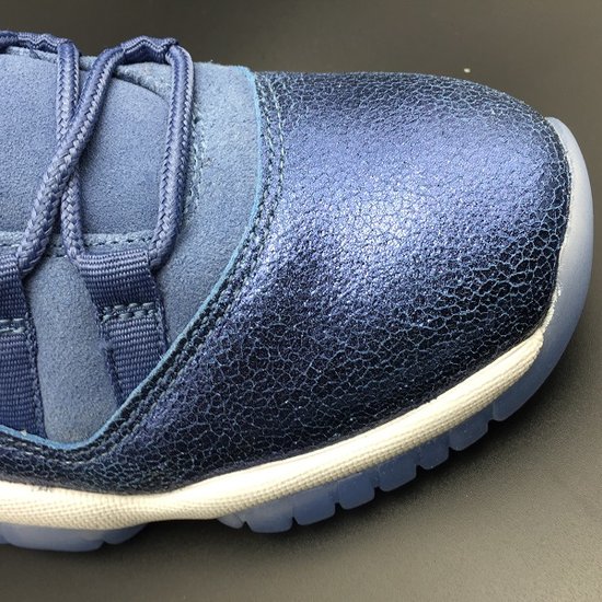 Air Jordan 11 Low GS