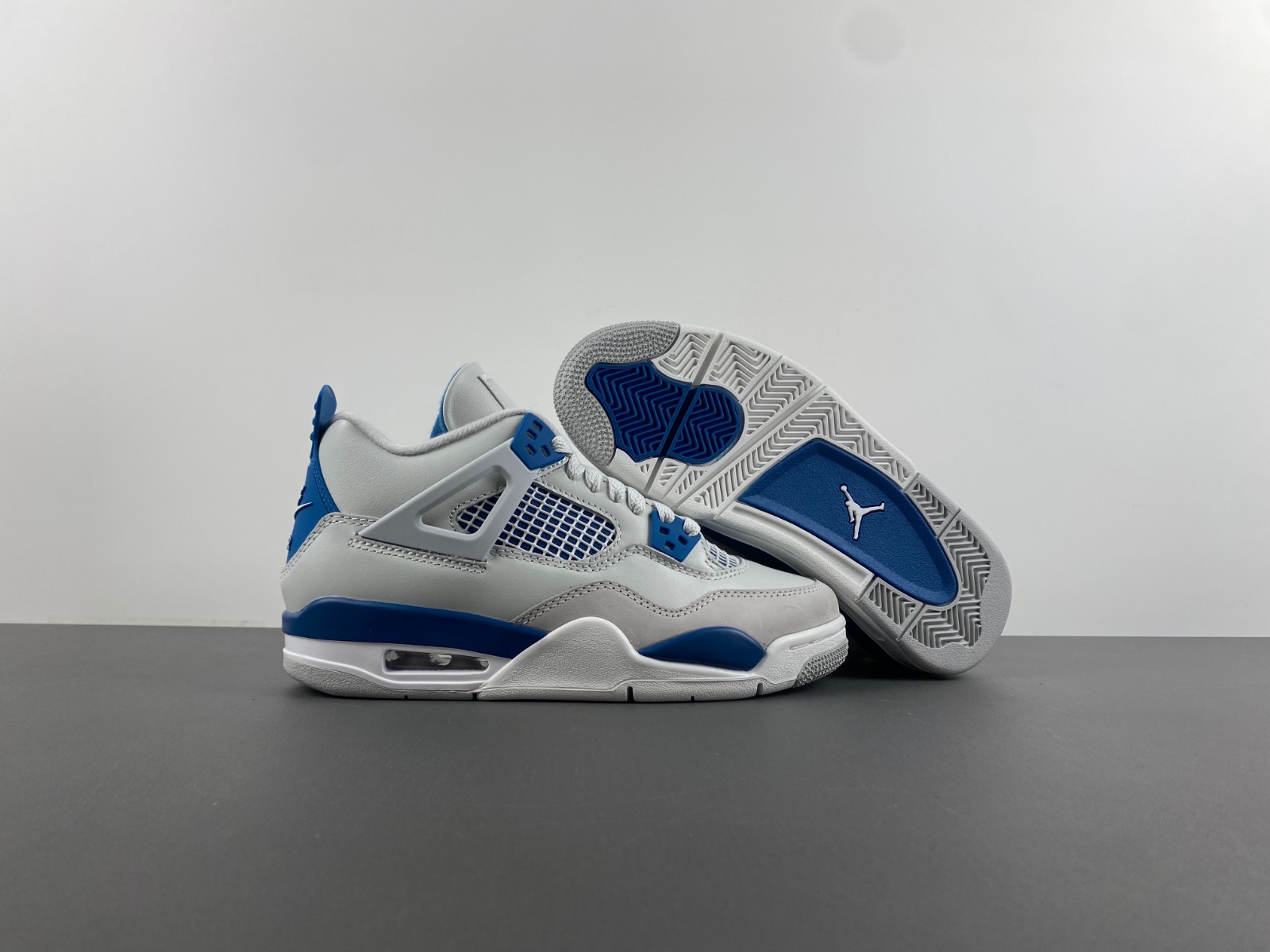 Air Jordan 4 Retro HF4281-141