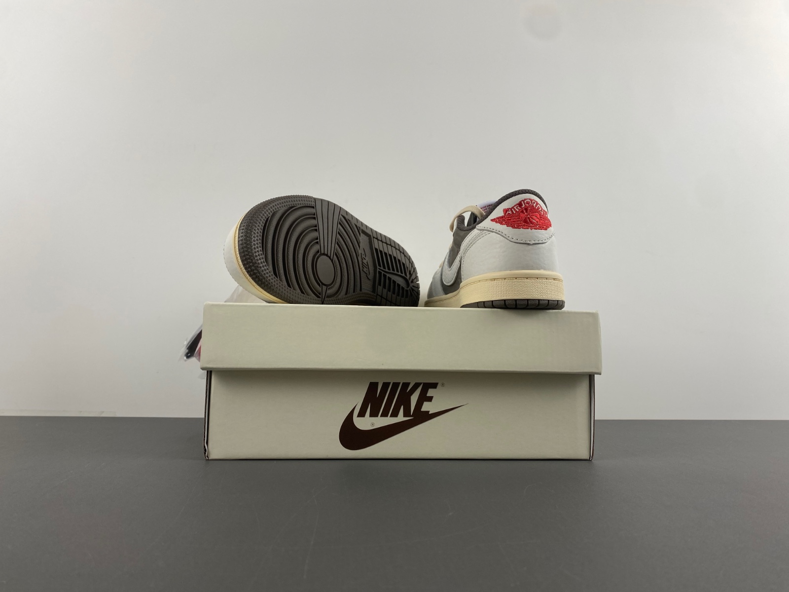Travis Scott x Air Jordan 1 OG Low PS