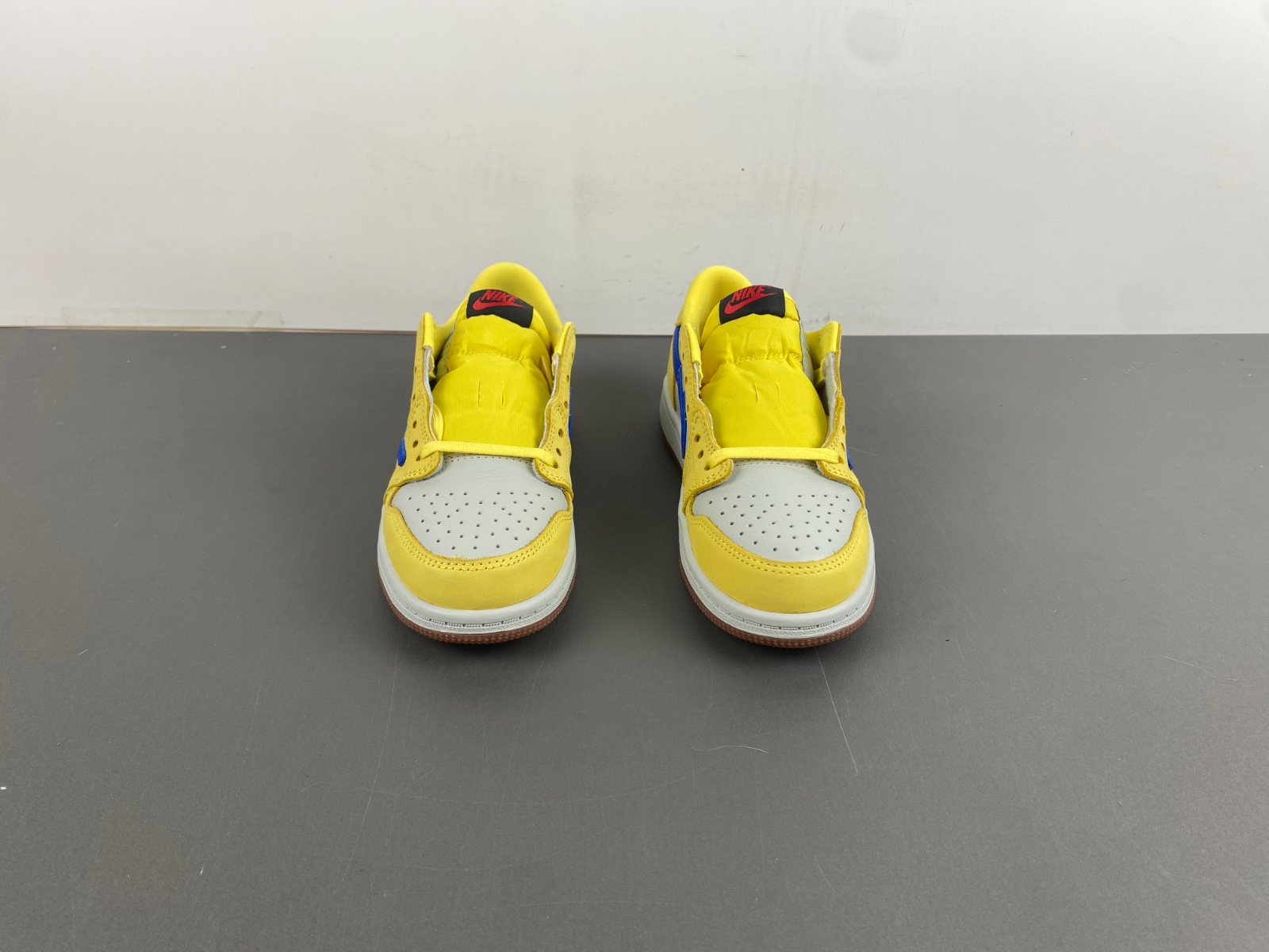 Travis Scott x Air Jordan 1 OG Low PS