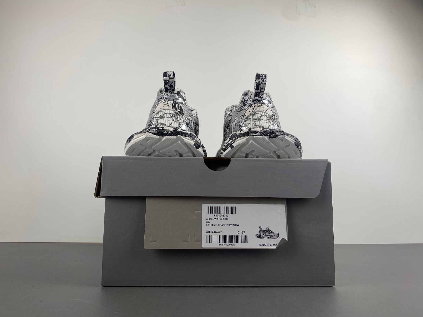 Ba*len*cia*ga -phantom sneaker 734734 w2rg3 9010