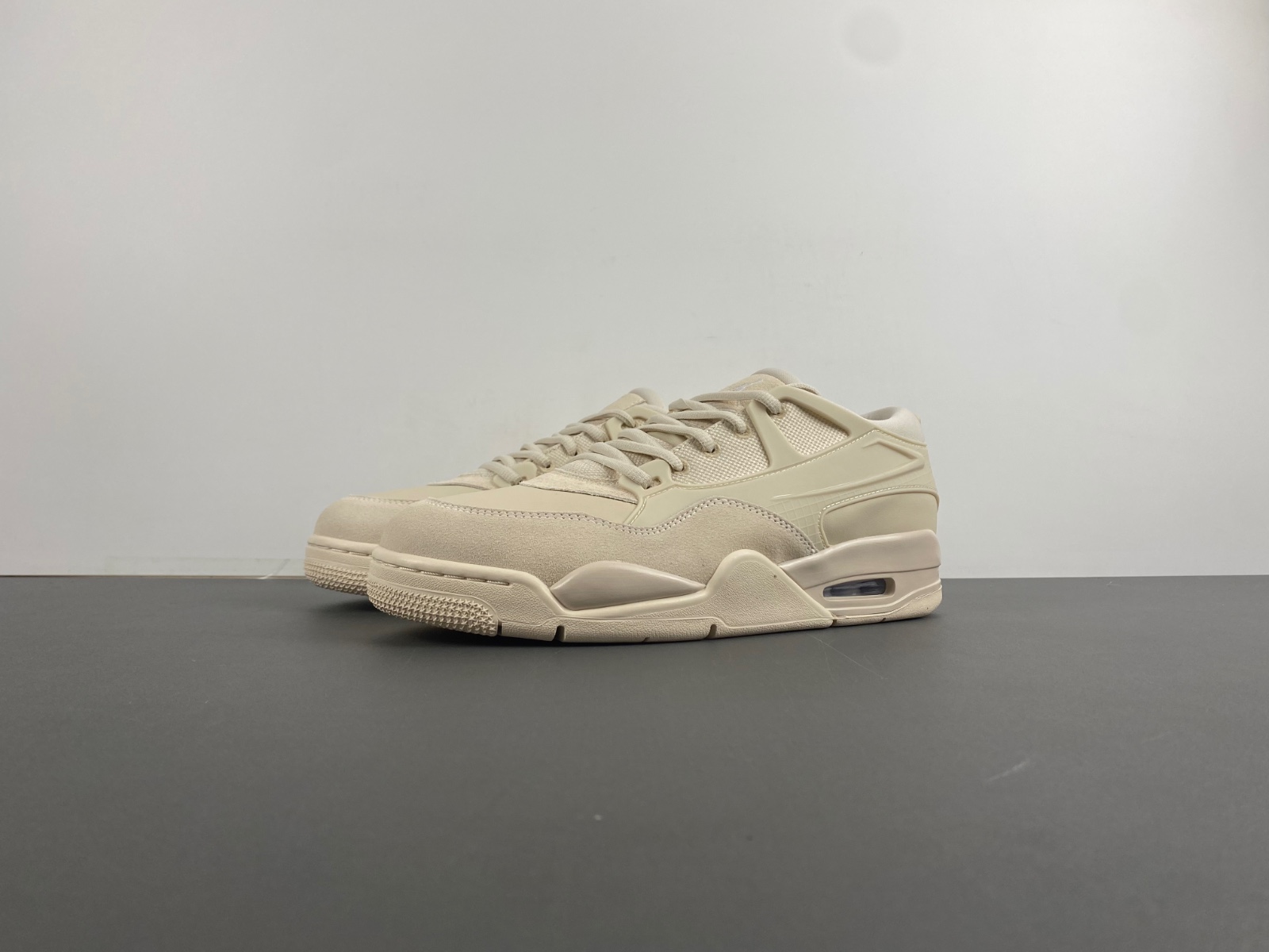 Air Jordan 4RM FQ7940-200