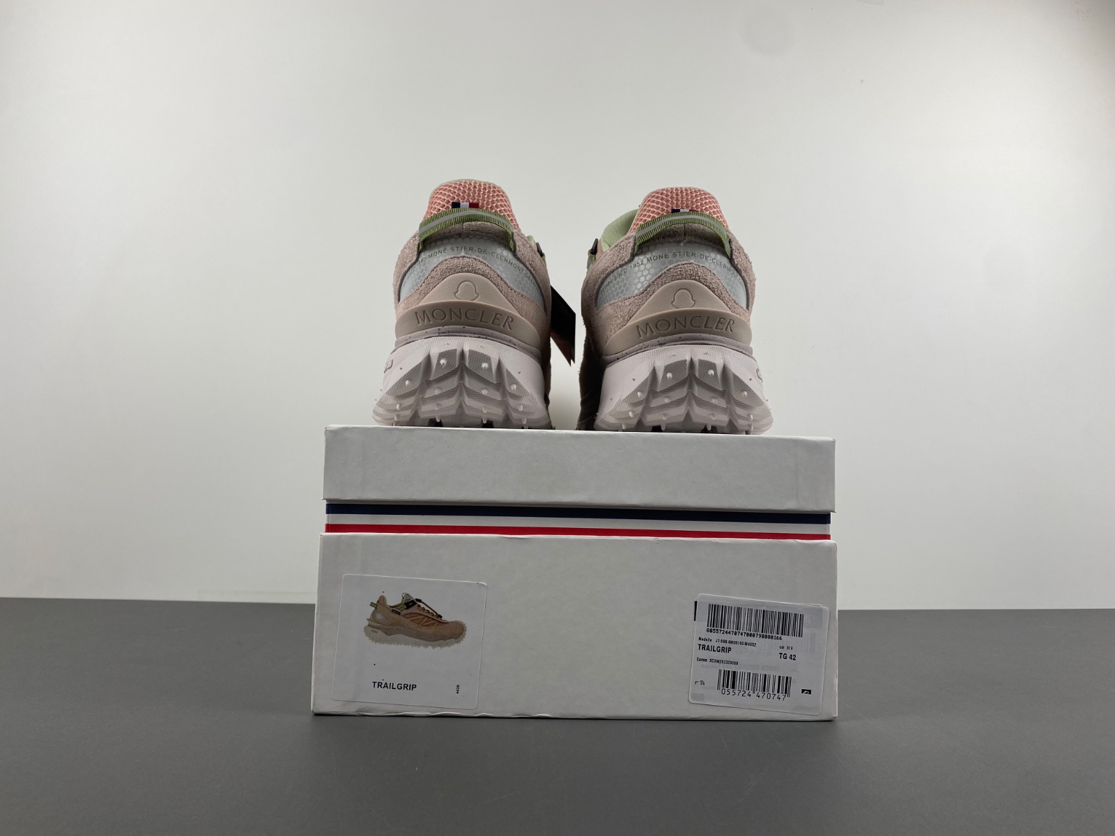 Moncler Milk tea tender pink