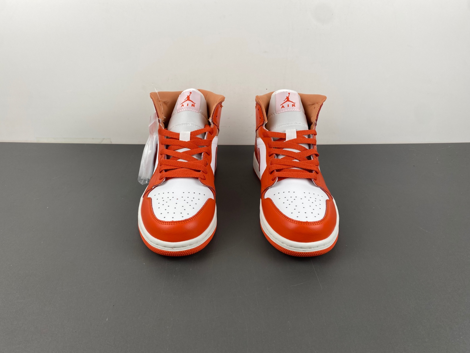 Wmns Jordan 1 Mid