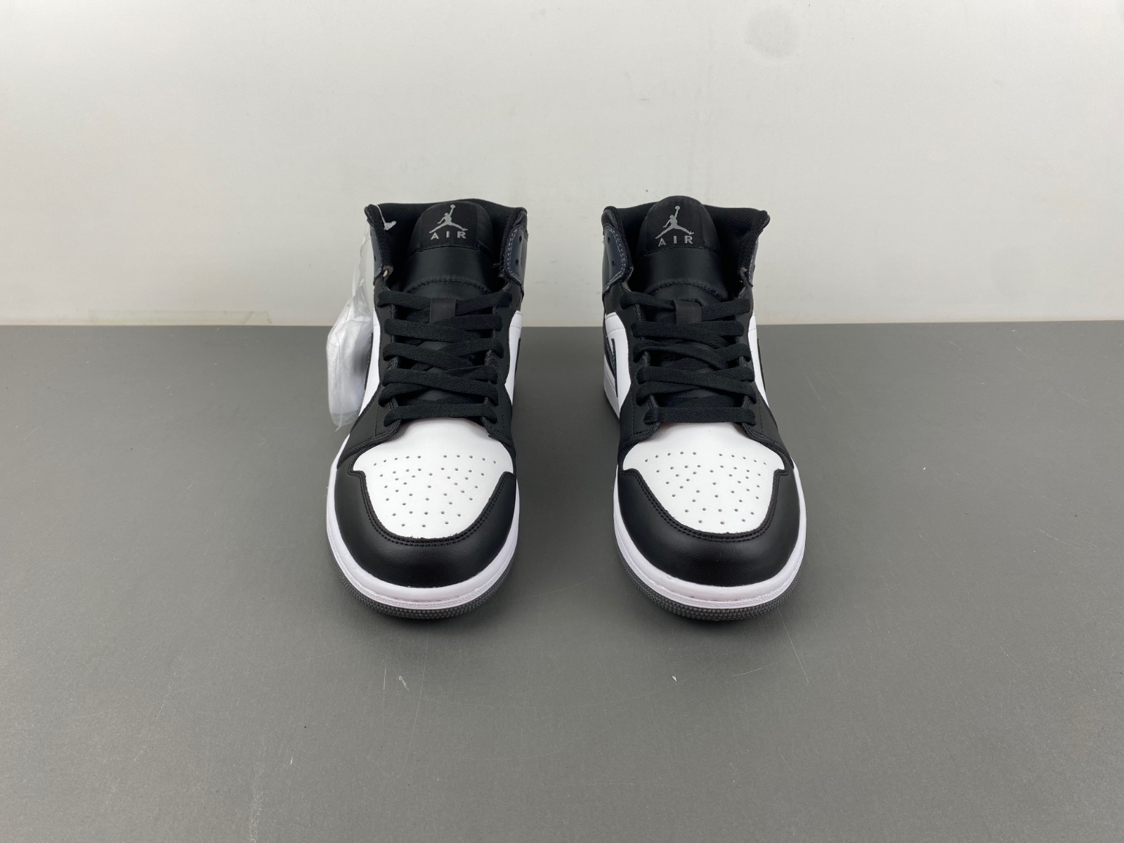 Wmns Jordan 1 Mid