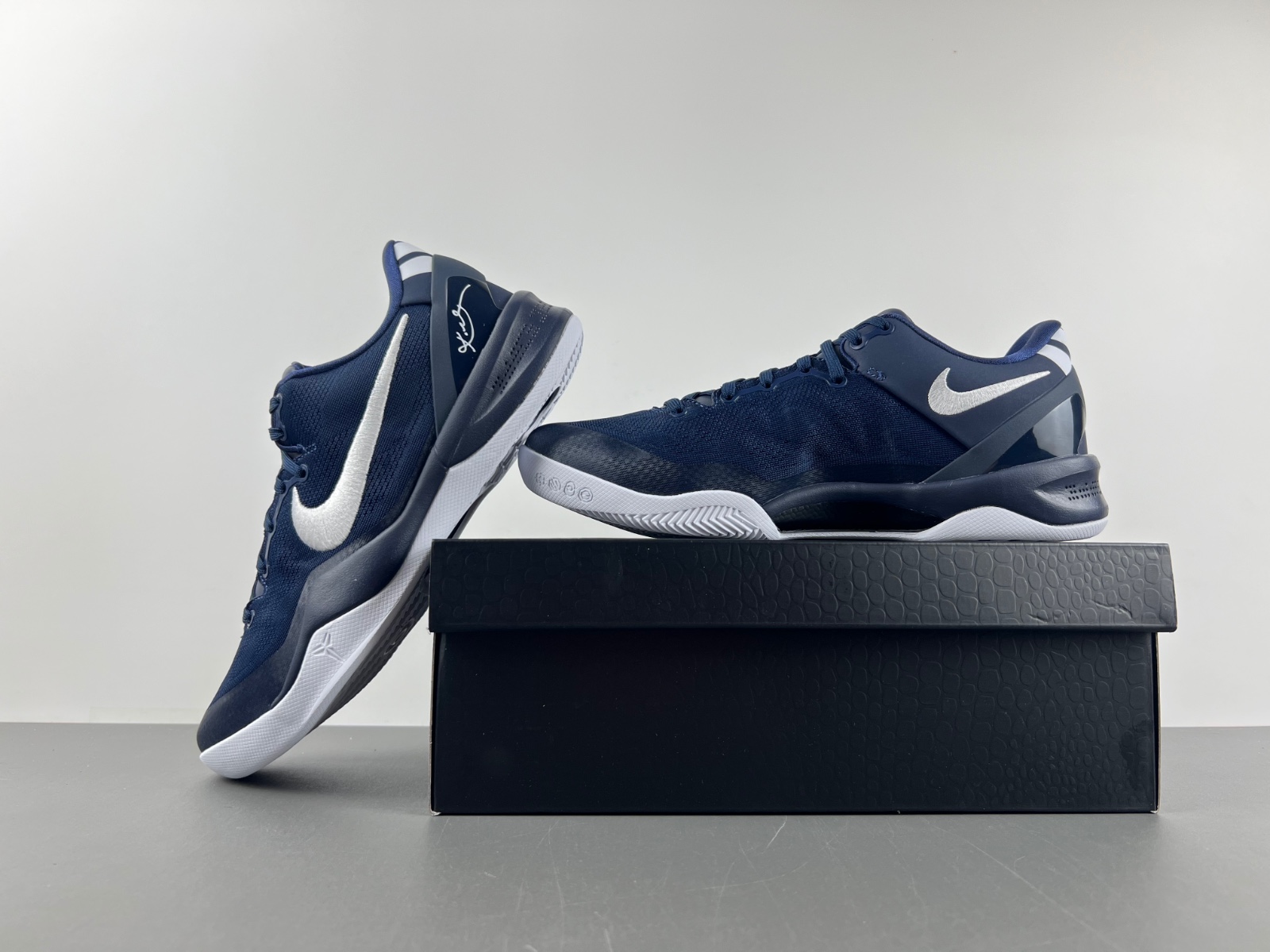 Nike Kobe 8 Protro HF9550-400