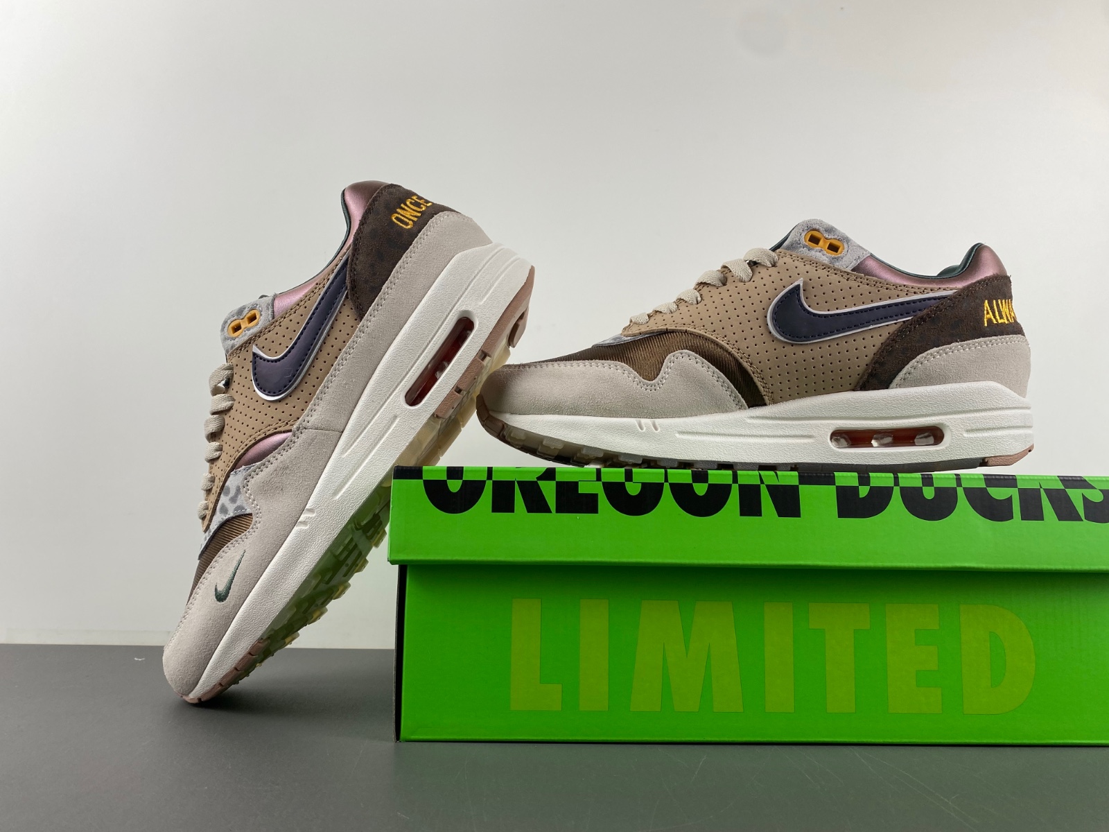 Air Max 1