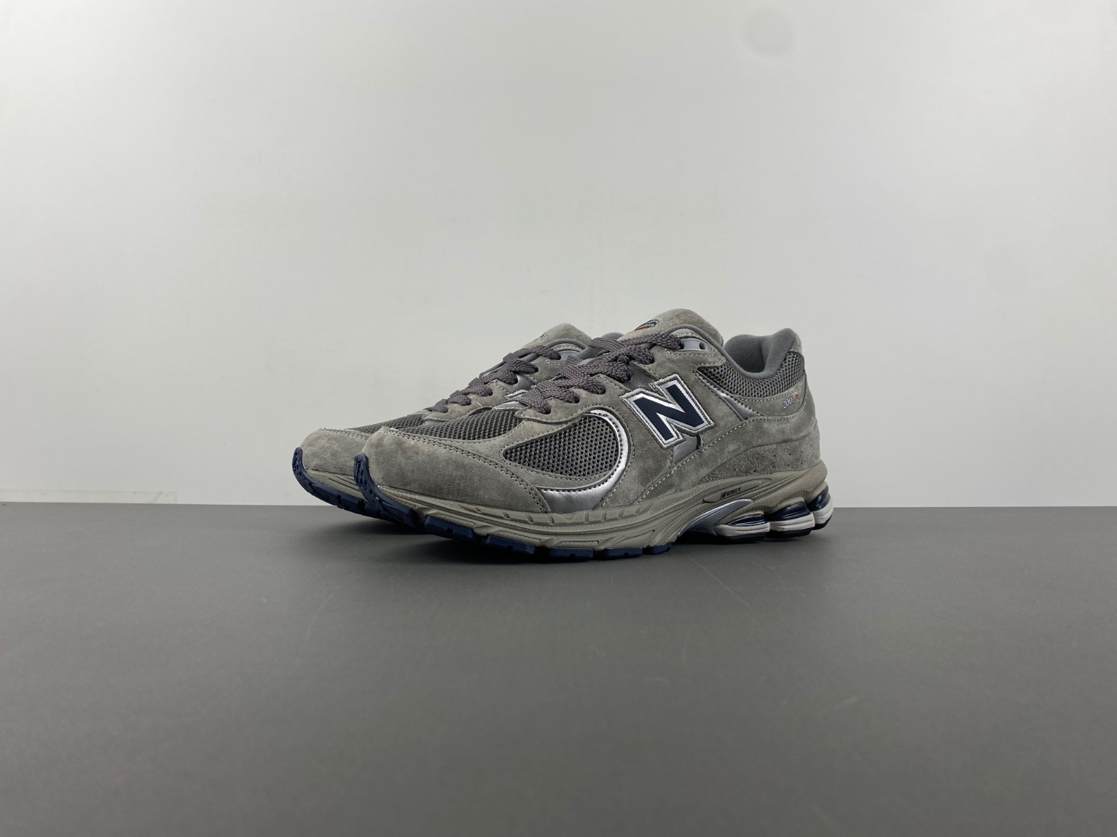 new balance NB ML2002RA