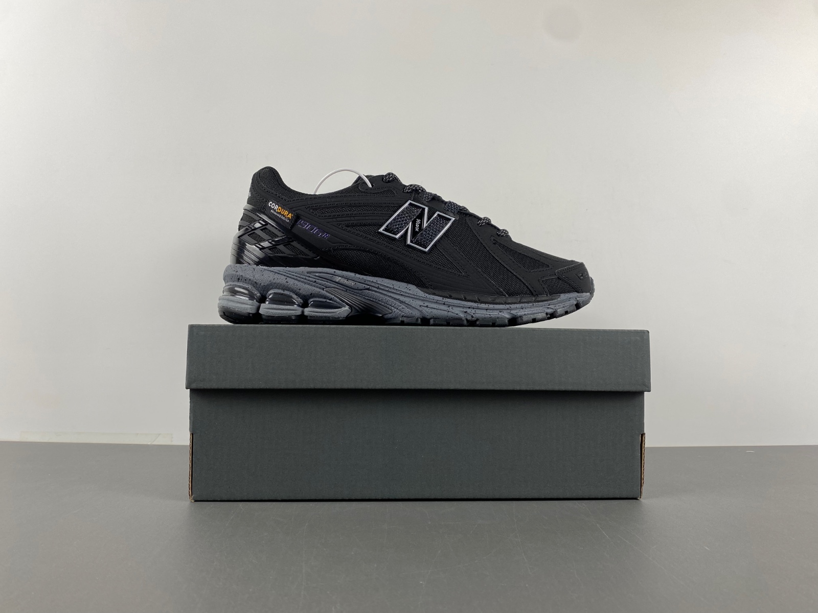 New Balance 1906R M1906ROC