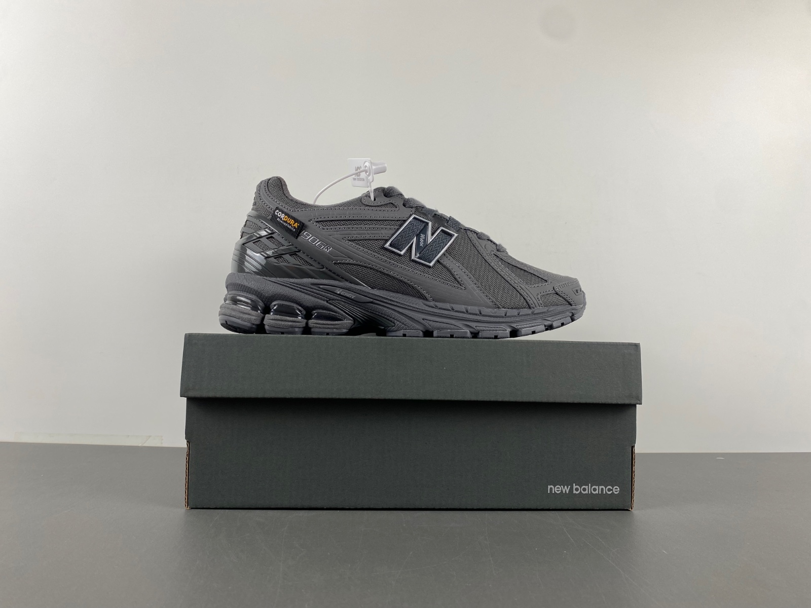 New Balance 1906R M1906RU