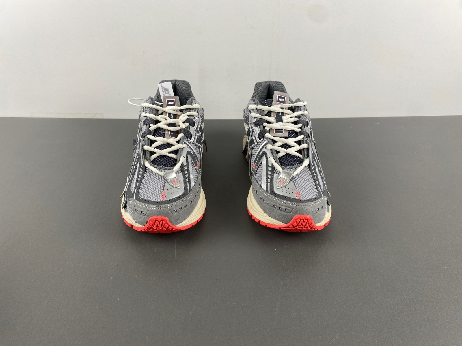 New Balance 1906R U1906AC