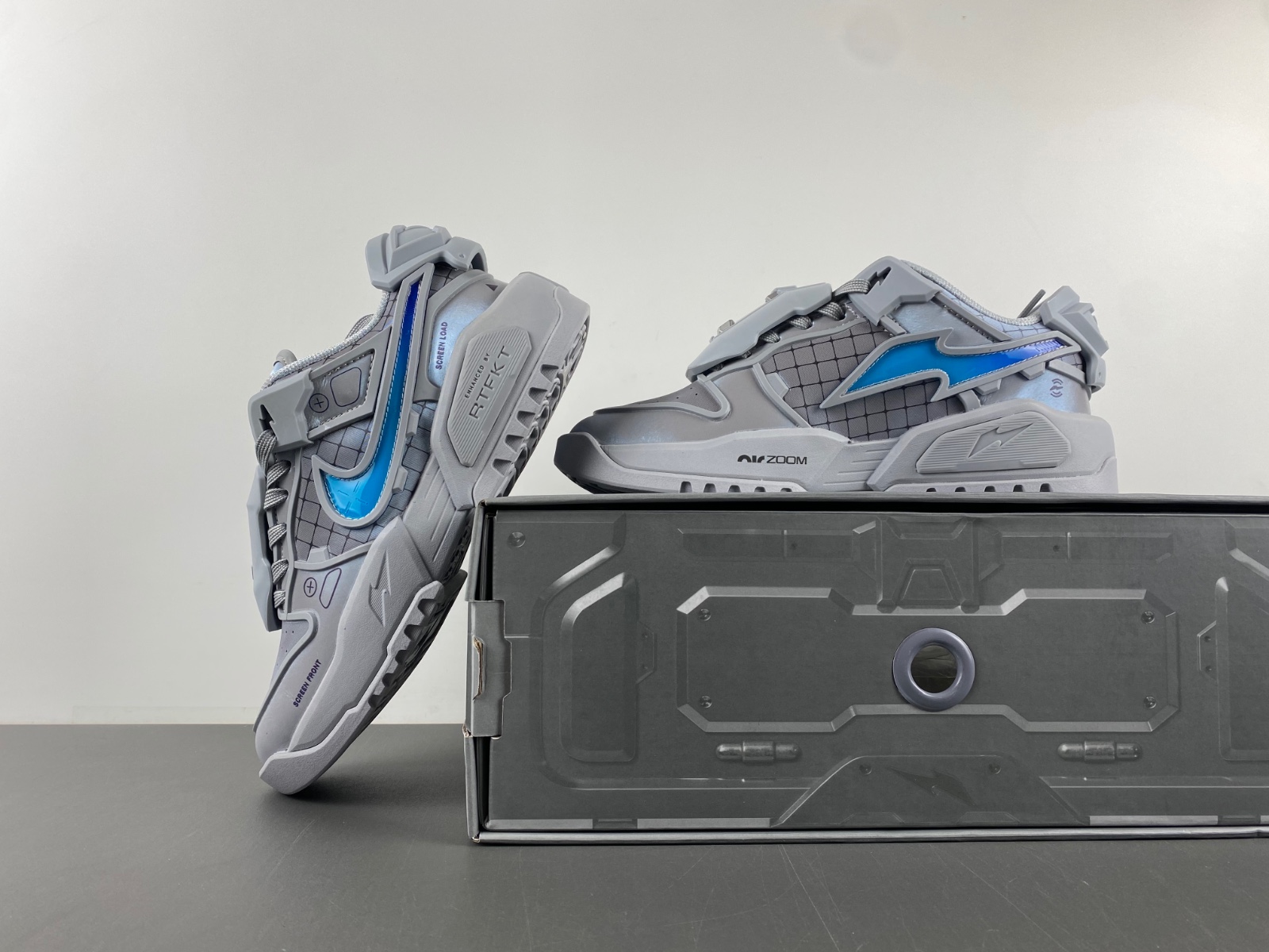 NIKE DUNK GENESIS LOW RTFKT HF0438-001